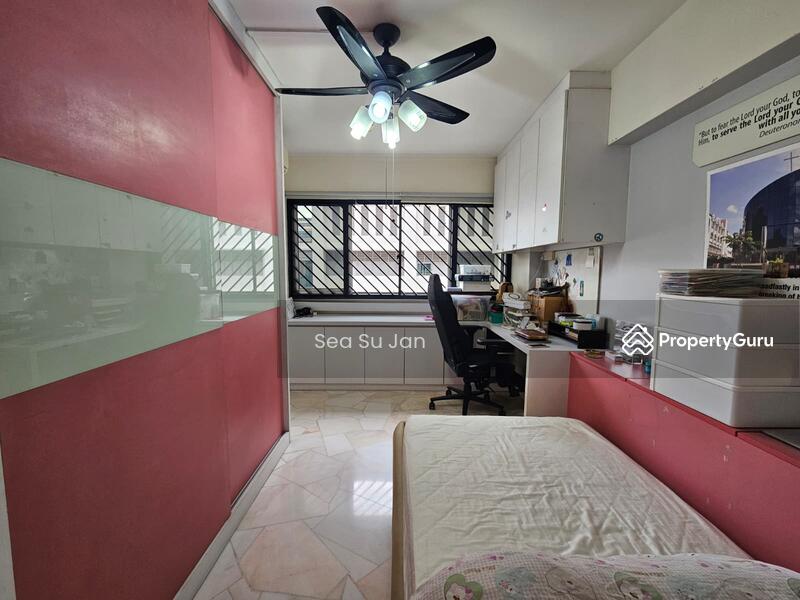 Common Bedroom 2