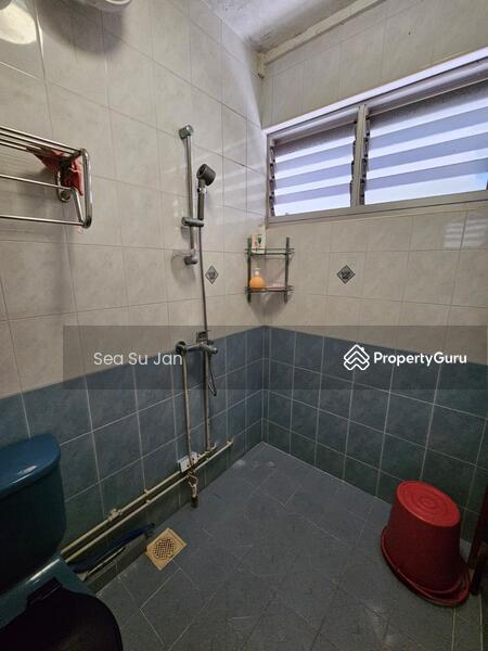 Common Bathroom