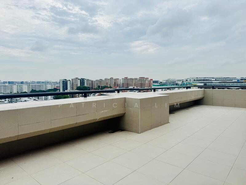 For Rent - One of a Kind Huge 6 Bedroom in a Condominium