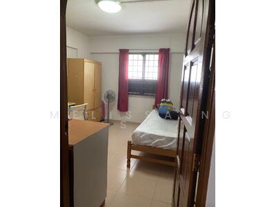 For Rent - 229 Jurong East Street 21
