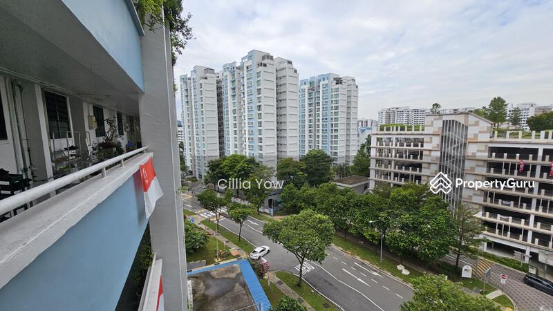 For Sale - 217 Bukit Batok Street 21