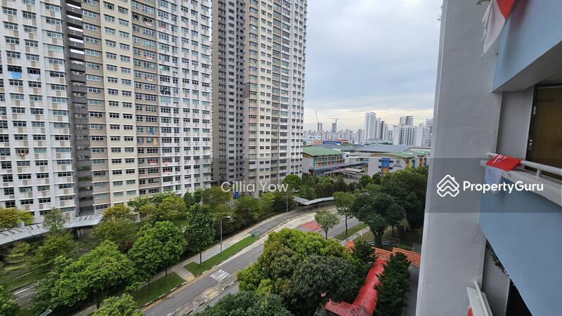 For Sale - 217 Bukit Batok Street 21