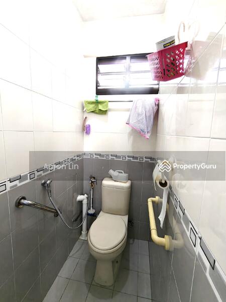 For Sale - 2 Hougang Avenue 3
