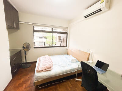 For Rent - Lakepoint Condo