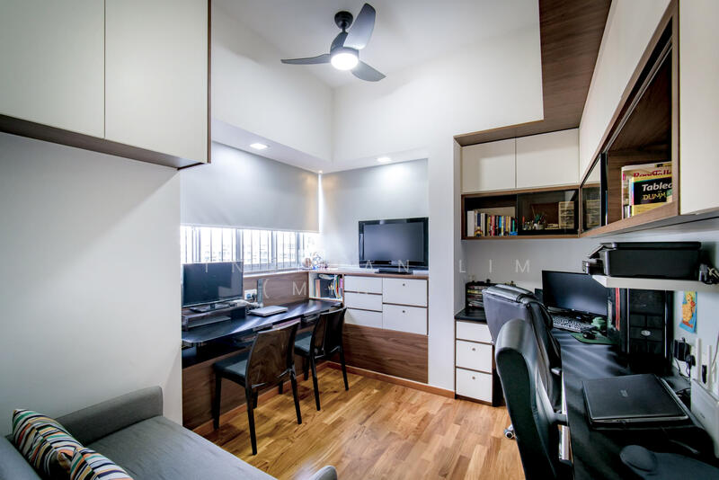 For Sale - The Parc Condominium