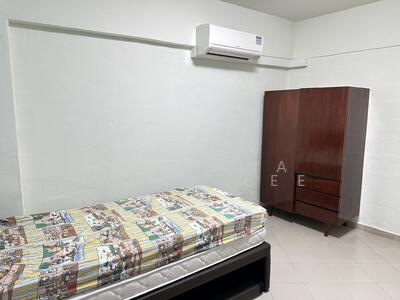 For Rent - 332 Jurong East Avenue 1