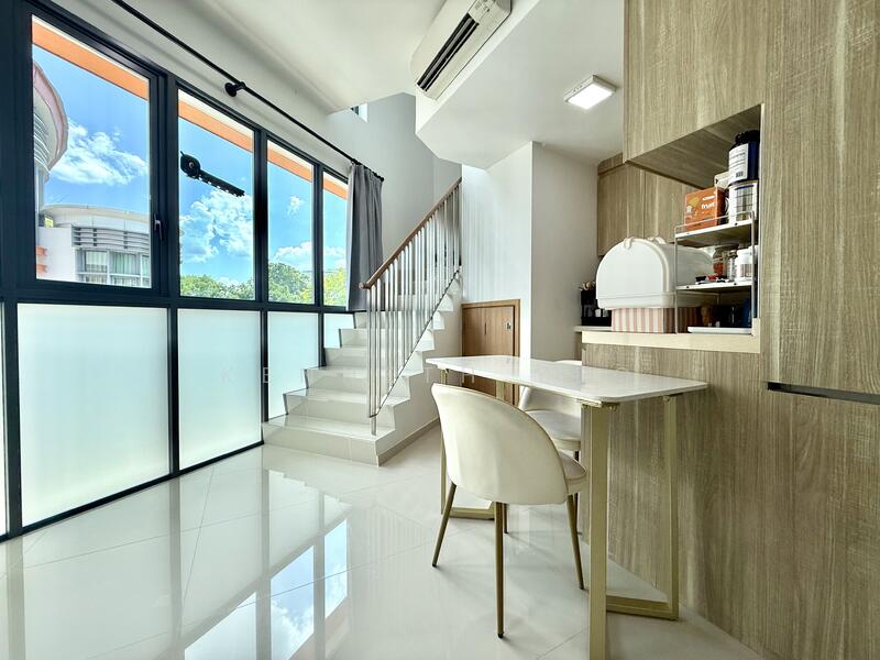 For Sale - Flora View
