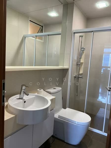 City Square Residences, 10 Kitchener Link, Room Rental, 100 sqft, Condominium For Rent, by Kingston, 60100813 - Bathroom - PropertyGuru.com.sg