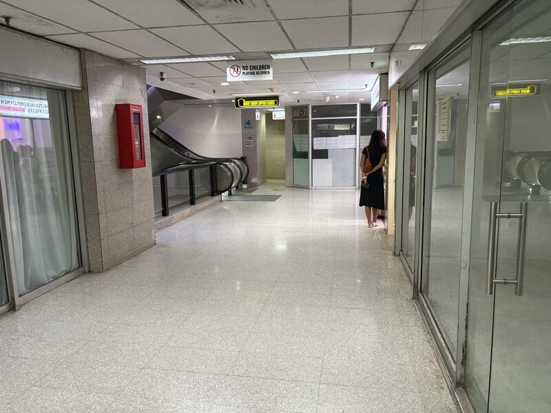 Far East Shopping Centre, 545 Orchard Road, 484 sqft, Other Retail For Rent, by Elvin Chua, 60100826 - Corridor - CommercialGuru.com.sg