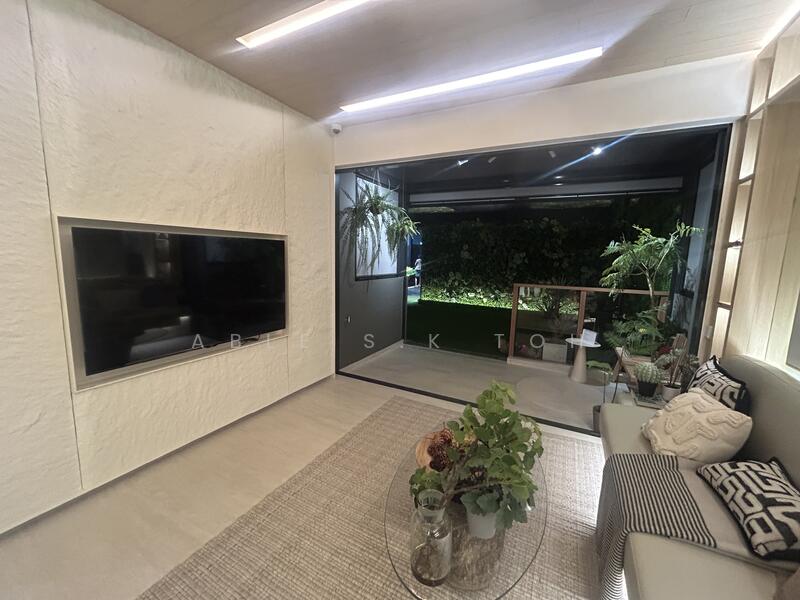 ❤️❤️ CHEAPER ❤️❤️, ZYON GRAND, Direct access to Havelock MRT, Alexandra / Commonwealth, 3 Bedrooms, 1,819 sqft, Condominium For Sale, by Able S.K Toh, 60100858 - Living Room - PropertyGuru.com.sg