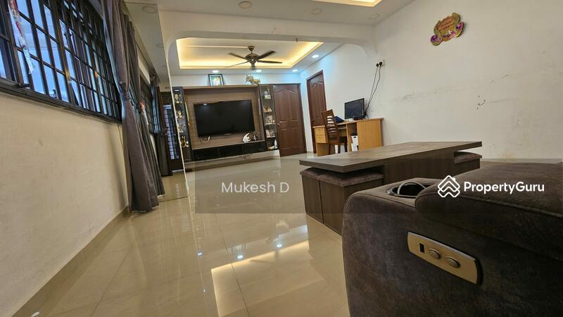For Sale - 204 Jurong East Street 21