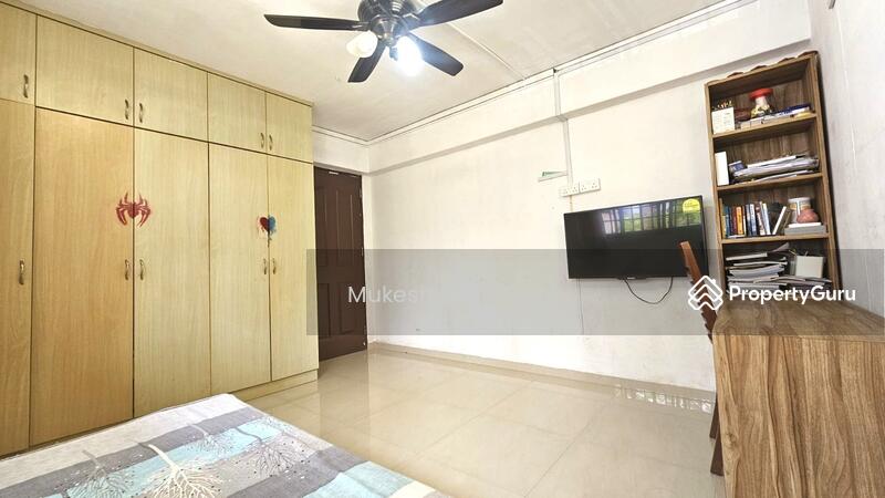 For Sale - 204 Jurong East Street 21