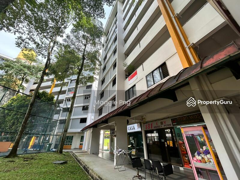 HDb shops