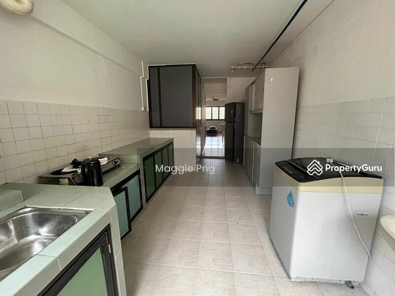 Kitchen & Laundry Area