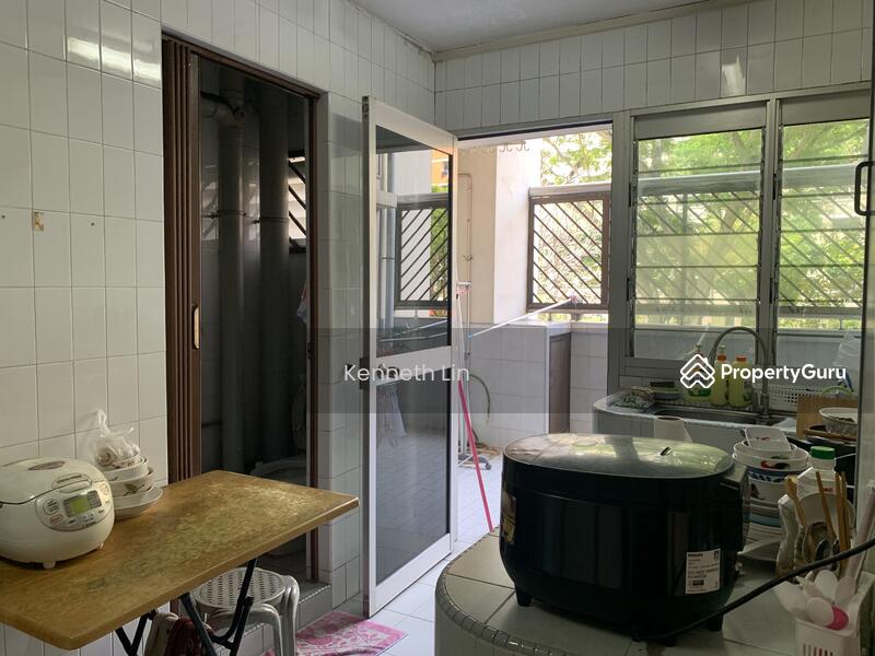 For Sale - 860 Tampines Avenue 5