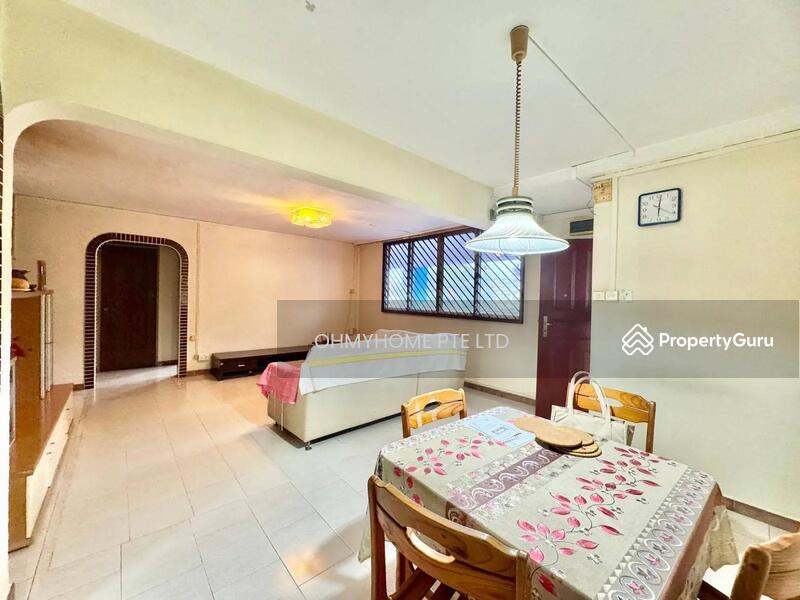 For Sale - 272 Yishun Street 22