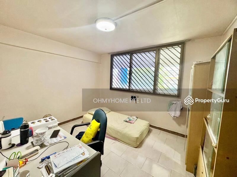 For Sale - 272 Yishun Street 22