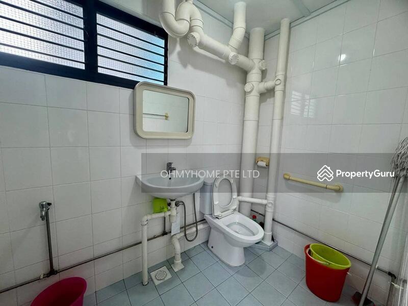 For Sale - 272 Yishun Street 22
