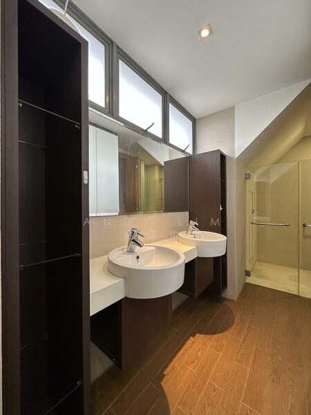 For Rent - Hillcrest Villa