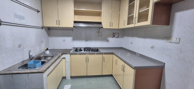 For Rent - Loyang Gardens