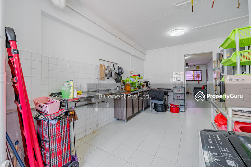 For Sale - 399 Yishun Avenue 6
