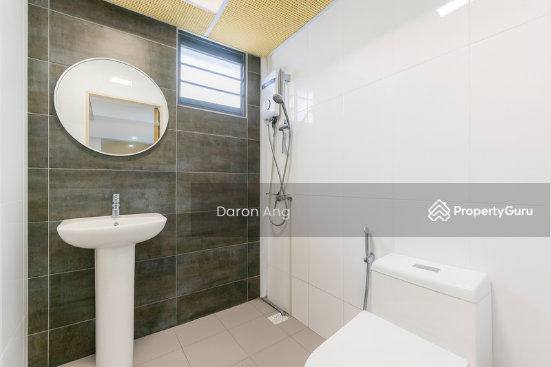 Common Bath - #PropertyPartners