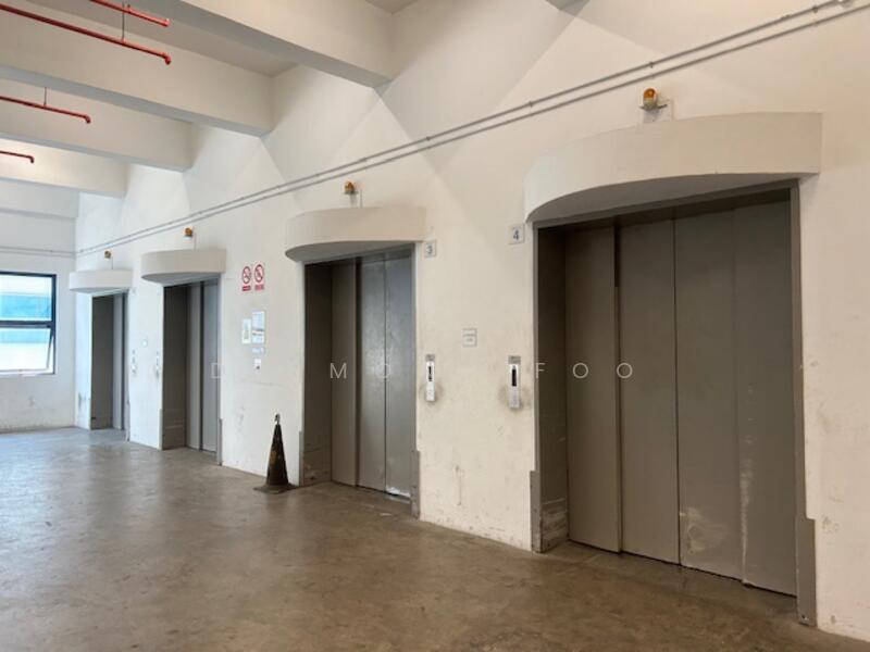 Dual entrance aircon good specs in Serangoon North, , 6,765 sqft, Light Industrial (B1) For Rent, by Desmond Foo, 60101473 - CommercialGuru.com.sg