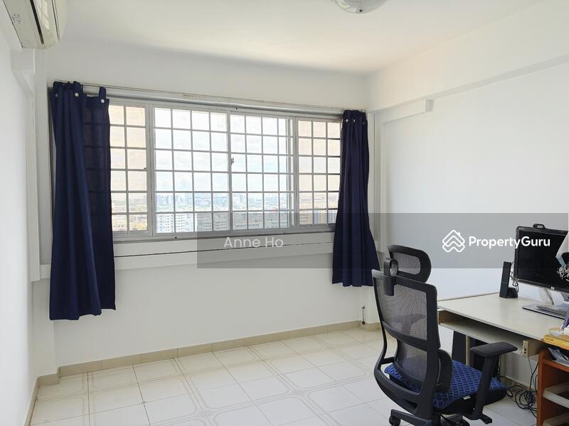 For Sale - 221 Boon Lay Place