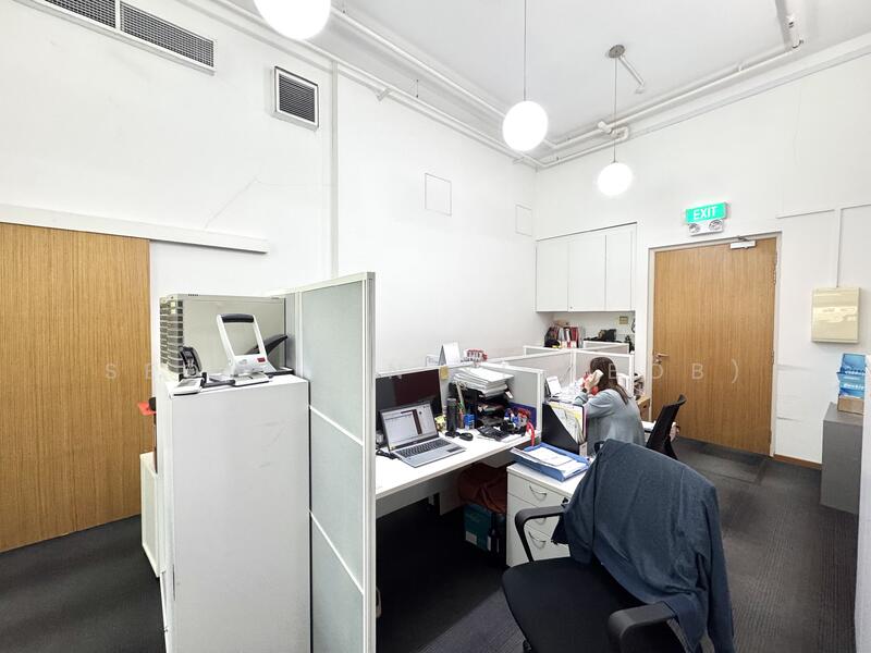 Soho2 @ Central, 12 Eu Tong Sen Street, 624 sqft, Office For Sale, by Seow Yun Ye (Bob), 60101594 - Main work space - CommercialGuru.com.sg