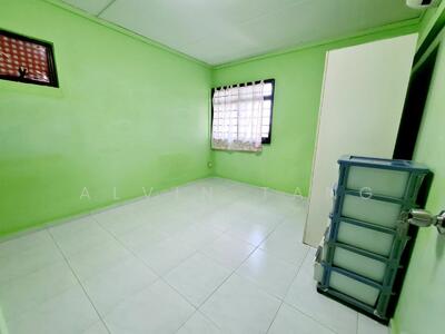 For Sale - 298 Yishun Street 20