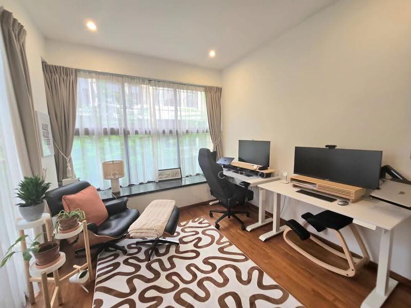 Eleven @ Holland, 11 Holland Link, Tanglin / Holland / Bukit Timah, 5 Bedrooms, 3,929 sqft, Cluster House For Sale, by Chris Choo, 60101654 - Study - PropertyGuru.com.sg