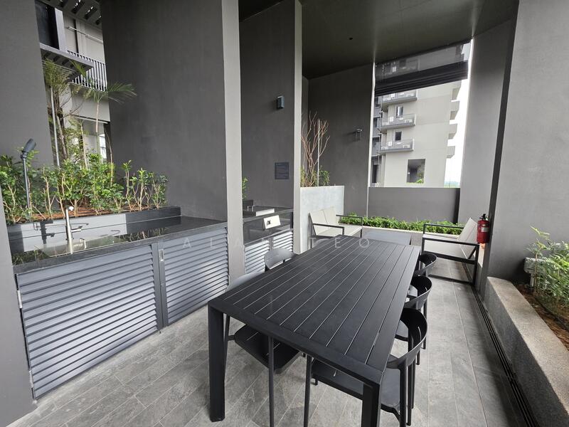 Lentor Modern, Lentor Central, 3 Bedrooms, 980 sqft, Condominium For Sale, by Alan Teo, 60101765 - Balcony - PropertyGuru.com.sg