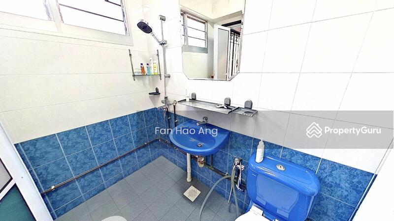 Common Bath