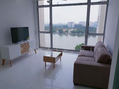 For Sale - The Lakeshore