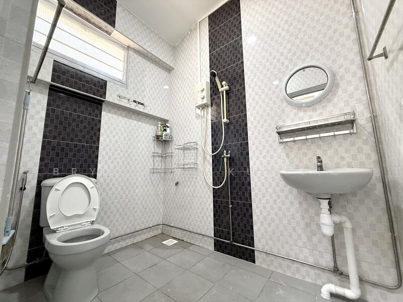 For Rent - 142 Pasir Ris Street 11