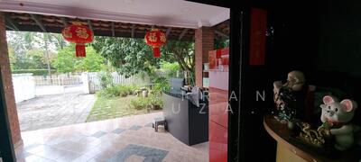 For Sale - Jln Pari Burong