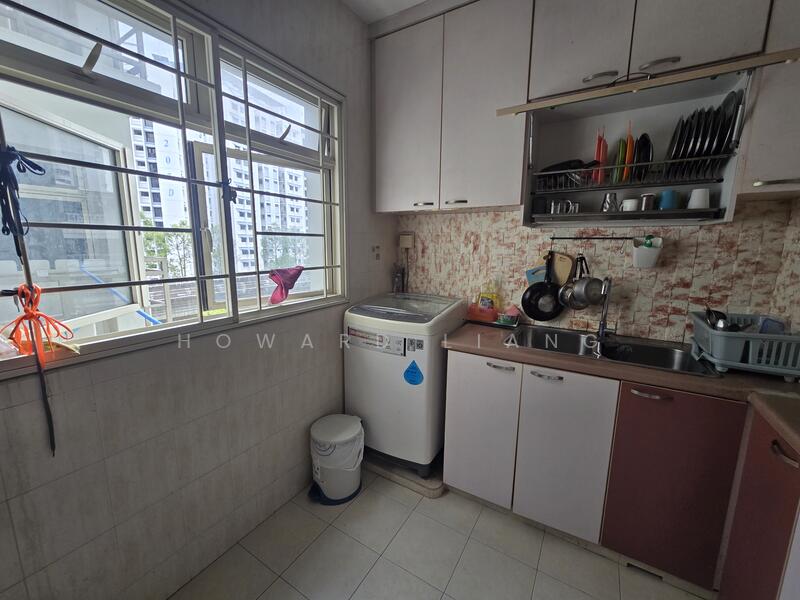 For Rent - 268A Compassvale Link