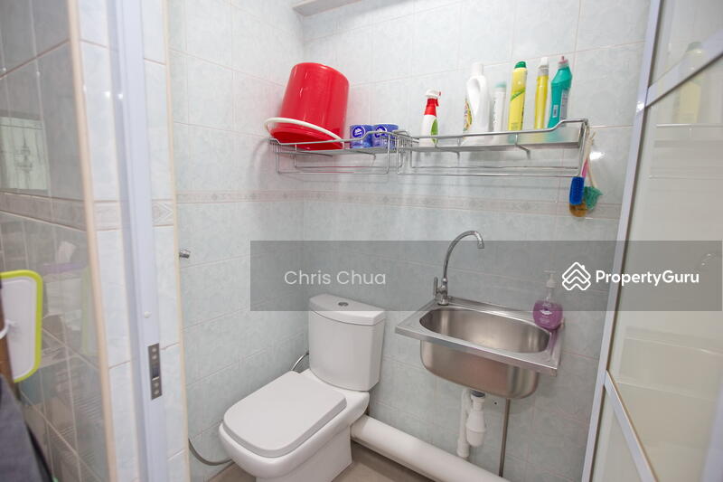 For Sale - 230 Hougang Avenue 1
