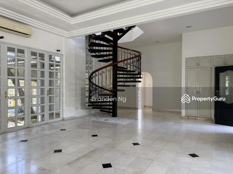 For Rent - ⭐️⭐️LANDED7772 @ QUIET & SPACIOUS BUNGALOW MOUNTBATTEN