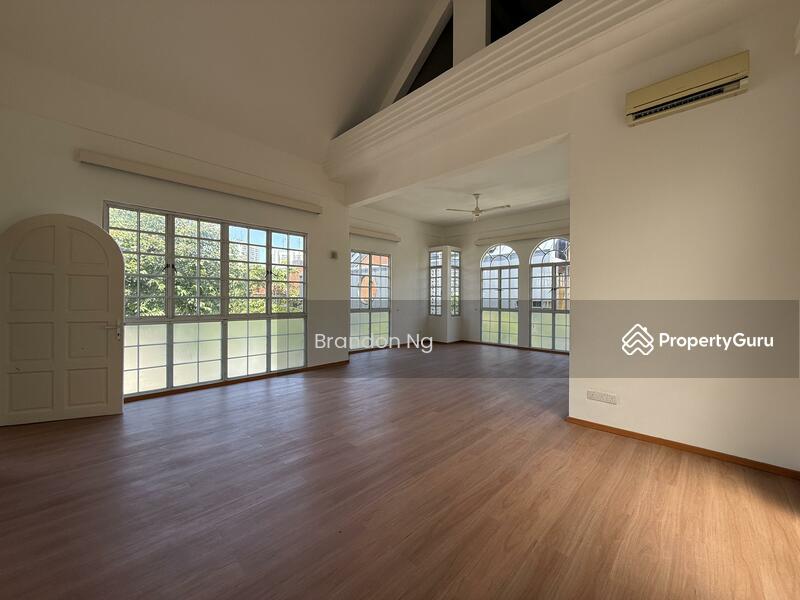 For Rent - ⭐️⭐️LANDED7772 @ QUIET & SPACIOUS BUNGALOW MOUNTBATTEN