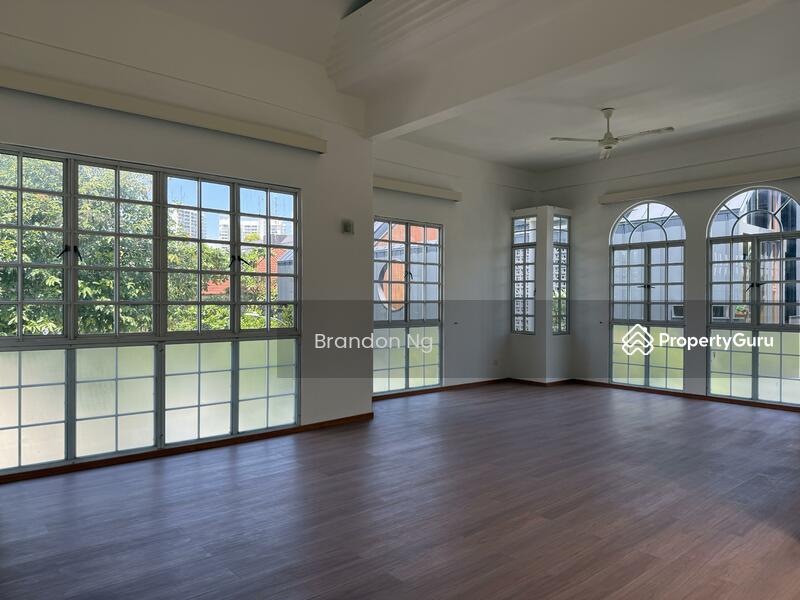 For Rent - ⭐️⭐️LANDED7772 @ QUIET & SPACIOUS BUNGALOW MOUNTBATTEN