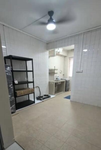 For Rent - 142 Pasir Ris Street 11