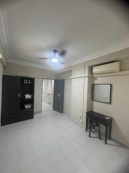For Rent - 142 Pasir Ris Street 11