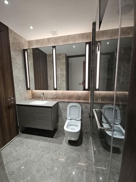 Leedon Green, 28 Leedon Heights, 2 Bedrooms, 840 sqft, Condominium For Sale, by James Goh, 60102117 - Bathroom - PropertyGuru.com.sg