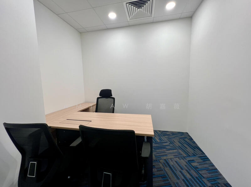 RAFFLES PLACE | Newly Fitted Office | Sheltered to MRT Station |, Raffles Place MRT, 1,098 sqft, Office For Rent, by Amy Aw 胡嘉薇, 60102145 - CommercialGuru.com.sg