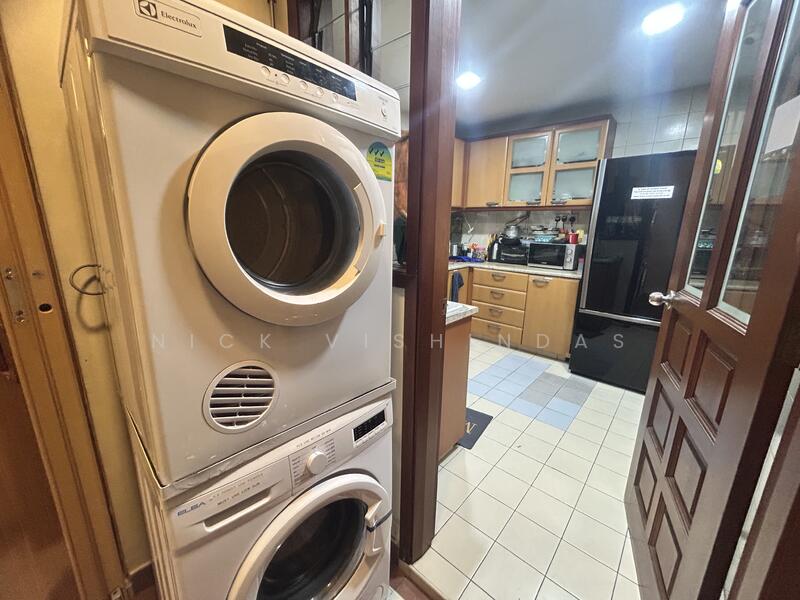 For Rent - Carissa Park Condo