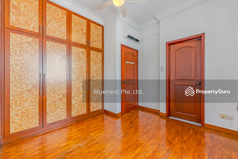 For Sale - D'Manor