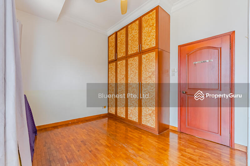 For Sale - D'Manor