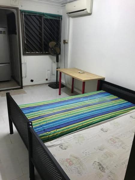137 Bishan Street 12, 137 Bishan Street 12, 2 Bedrooms, 600 sqft, HDB Flat For Rent, by Danny Yeo, 60102446 - Bedroom - PropertyGuru.com.sg