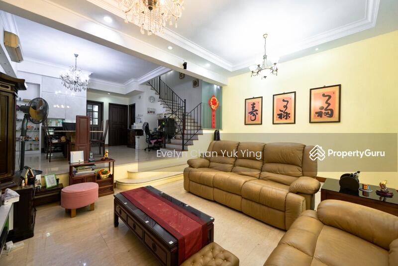 For Sale - Villa Verde
